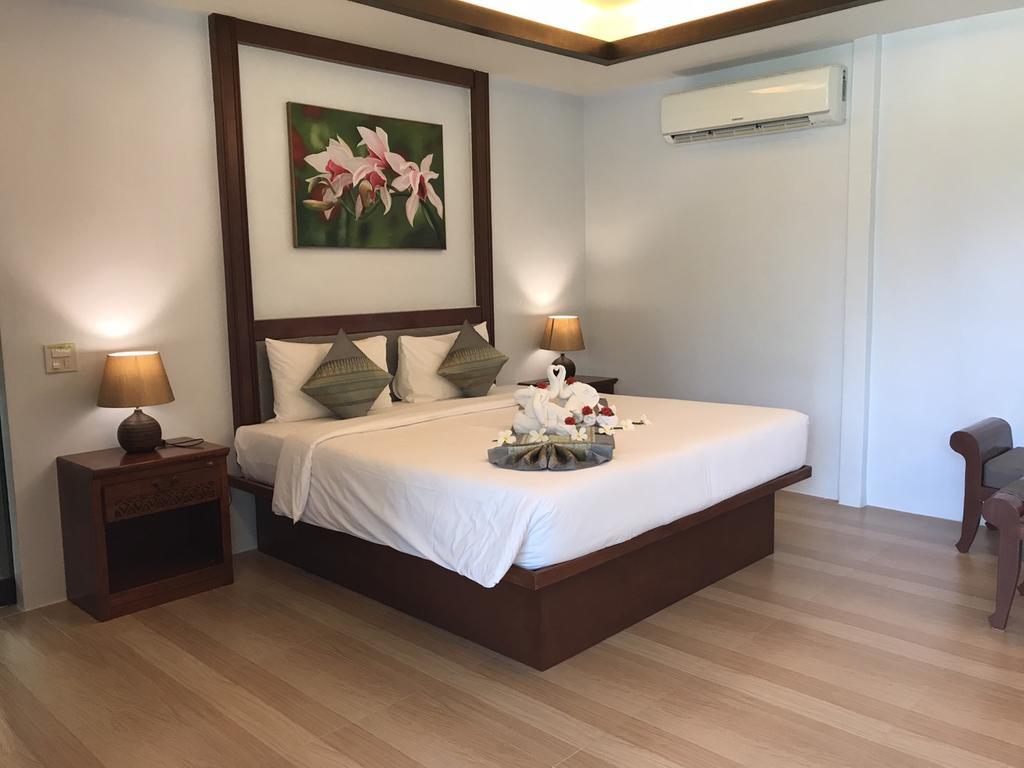 The Hip Resort @ Khao Lak Bang Sak Exterior photo