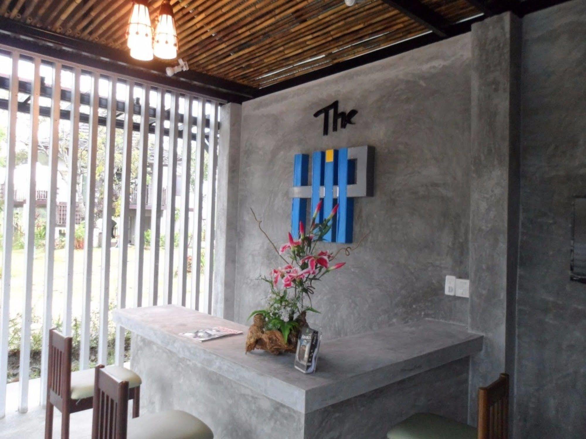 The Hip Resort @ Khao Lak Bang Sak Exterior photo